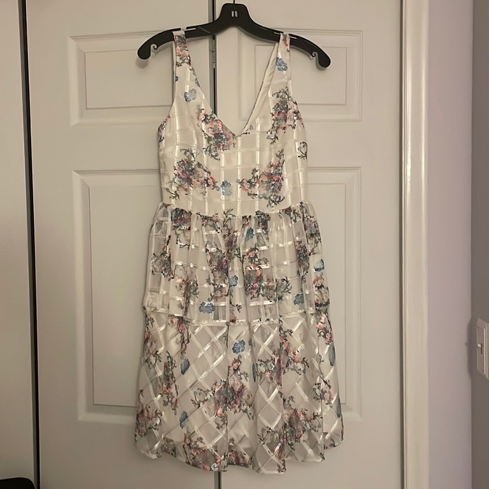 Anthropologie Spring/Summer Floral Dress Size 6